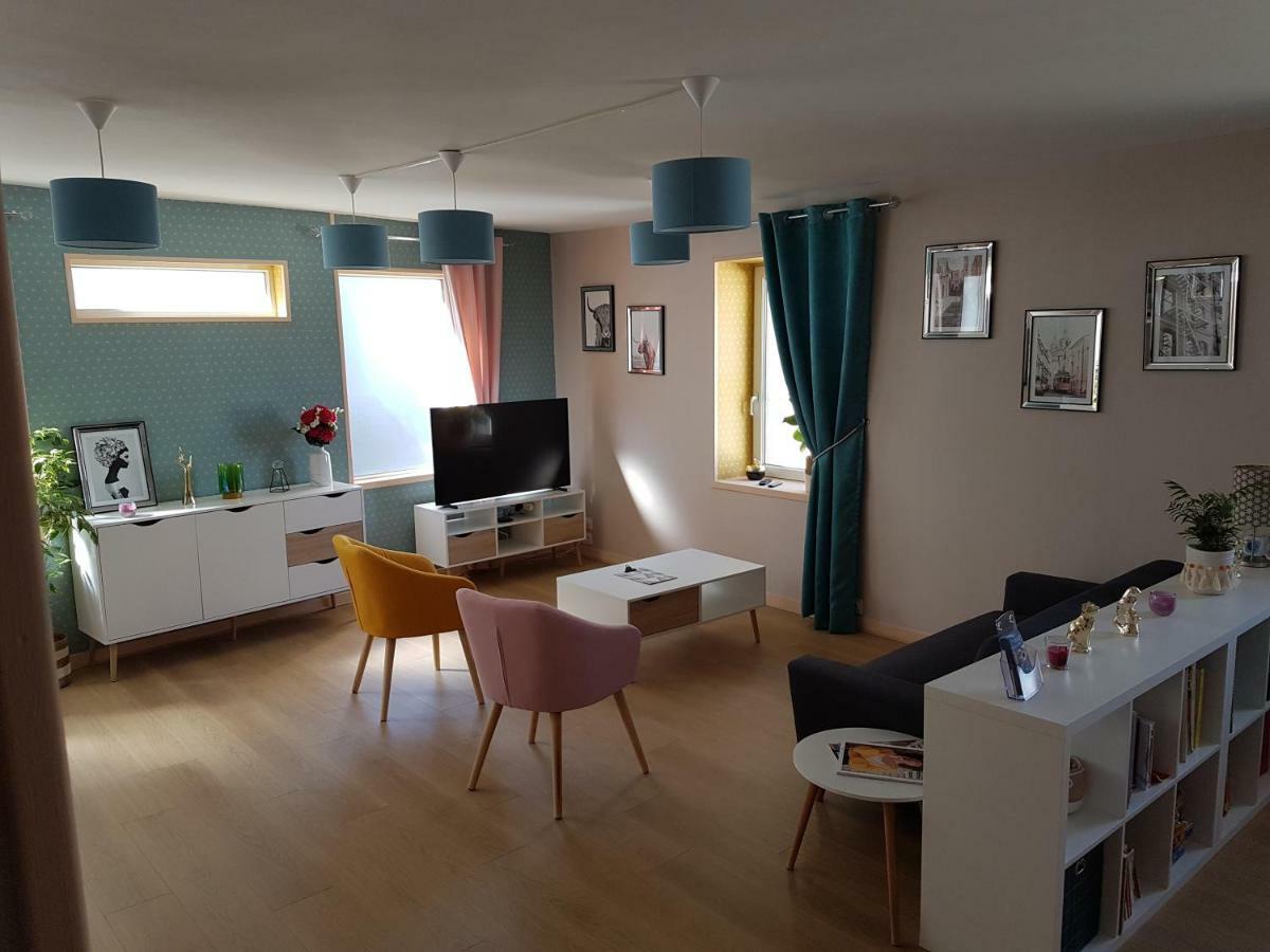 Châteauroux221B Chic Et Colore !!!アパートメント エクステリア 写真