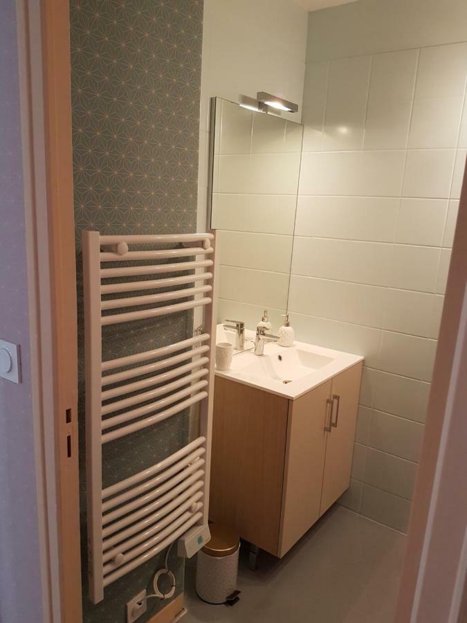 Châteauroux221B Chic Et Colore !!!アパートメント エクステリア 写真